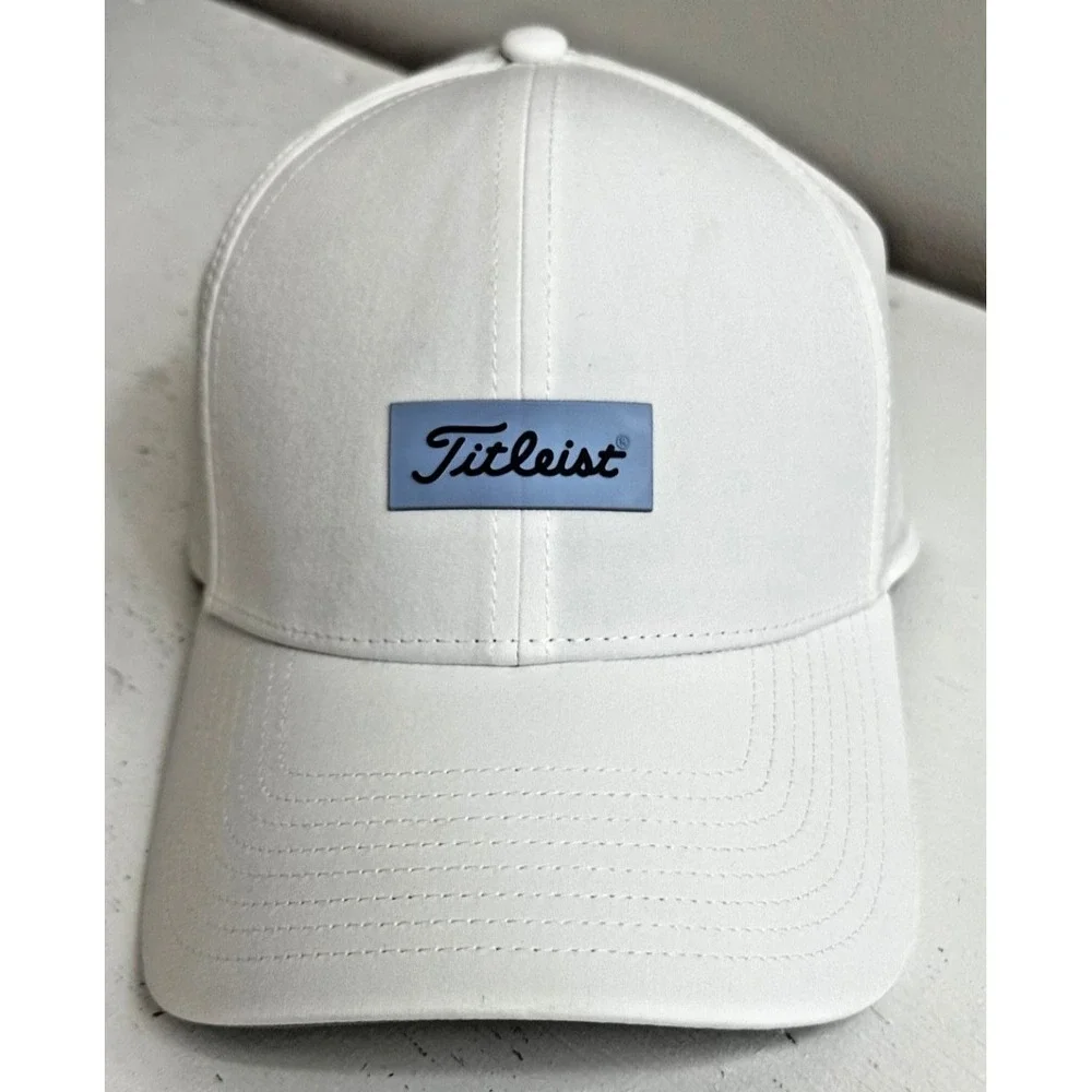 Titleist mens golf hat white hook and loop adjustment new with out tags